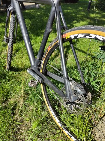 Used Apex Apex Carbon Cyclocross 2020 Road & Gravel, Black — image 4 of 12