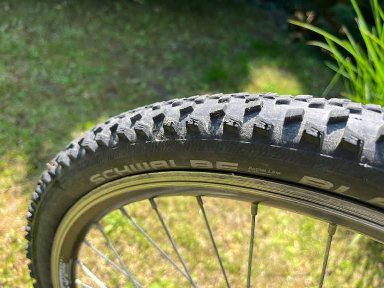 Used Specialized Hotrock A1 FS 24 Boys 2012 2012 Youth — image 6 of 9