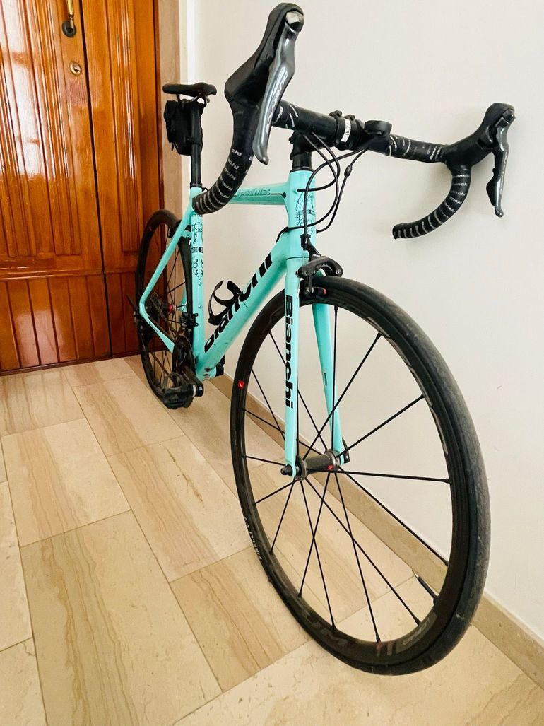 Used Bianchi Specialissima Frameset 2019 2019 Road & Gravel — image 4 of 9