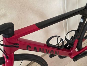 Used Canyon Ultimate CF SL 7 2024 2024 Road & Gravel, Red — image 7 of 15