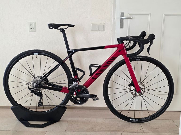 Used Canyon Ultimate CF SL 7 2024 2024 Road & Gravel, Red — image 1 of 15