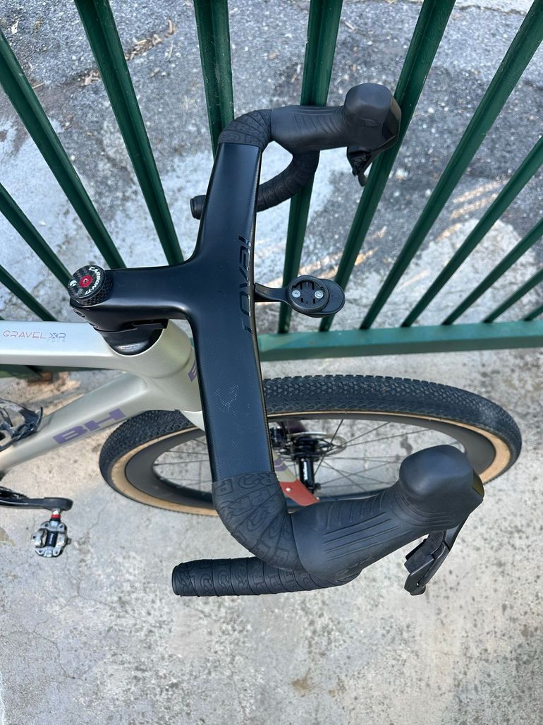 Used BH Bikes GRAVELX Shimano GRX 2025 Road & Gravel, Light Gray — image 3 of 6