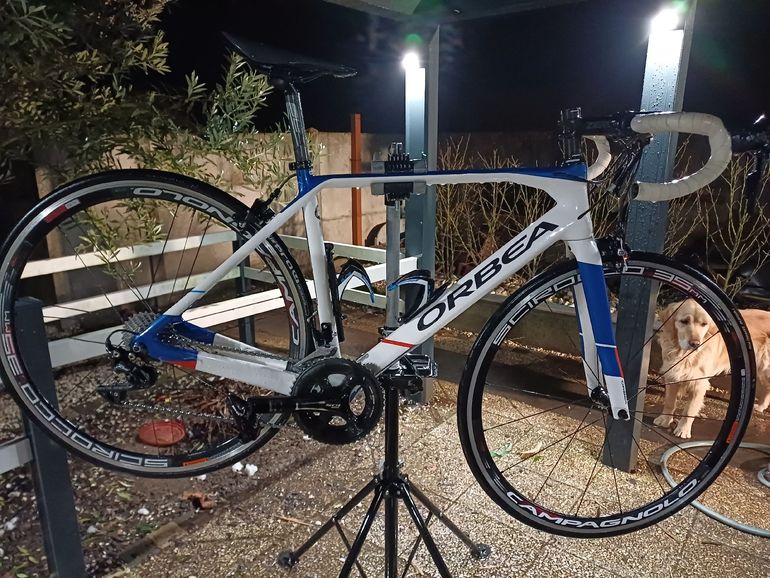 Used Orbea Orca Shimano 105 2015 Road & Gravel, White — image 2 of 3