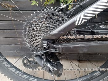 Used Trek Remedy 8 27.5 2019 2019 Mountainbike — image 3 of 8