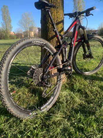 Used Trek Remedy 9.8 27.5 2018 2018 Mountainbike — image 3 of 6