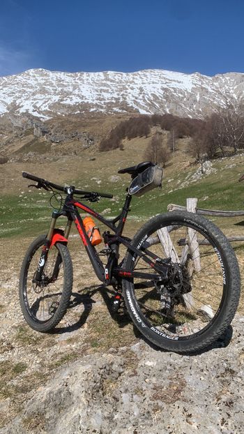 Used Trek Remedy 9.8 27.5 2018 2018 Mountainbike — image 5 of 6