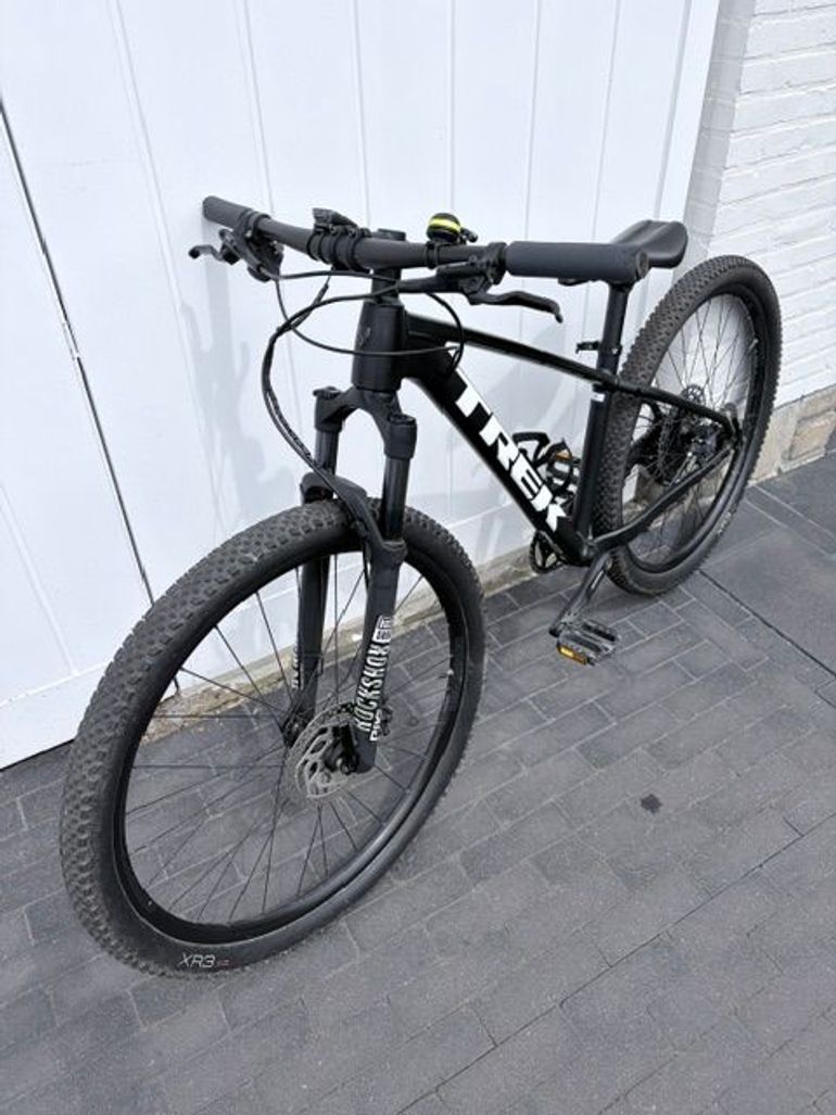 Used Trek X-Caliber 8 2020 2020 Mountainbike, Schwarz, 27.5 — image 6 of 7