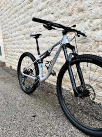 Used Specialized Chisel 2026 2026 Mountainbike, Light Gray, 29 — image 2 of 9