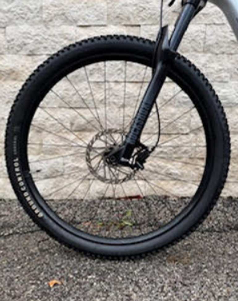 Used Specialized Chisel 2026 2026 Mountainbike, Light Gray, 29 — image 5 of 9