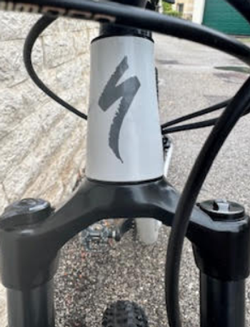 Used Specialized Chisel 2026 2026 Mountainbike, Light Gray, 29 — image 8 of 9