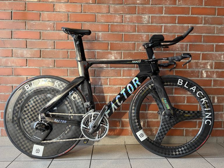Used Factor Factor Hanzo Chrome TT 2024 Road & Gravel — image 1 of 14