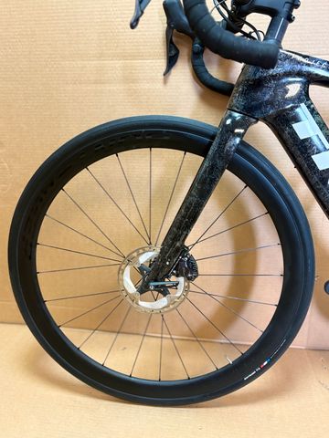 Brugt Trek Domane+ SLR 7 2025 2025 Road & Gravel — billede 8 af 17