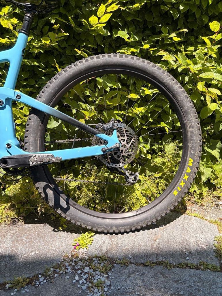 Used Scott Genius 920 XL Fully Scott Genius 920 XL Fully Custom Shimano Ultegra 2025 Road & Gravel, Black — image 7 of 8