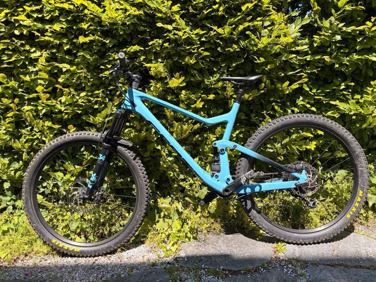 Used Scott Genius 920 XL Fully Scott Genius 920 XL Fully Custom Shimano Ultegra 2025 Road & Gravel, Black — image 1 of 8