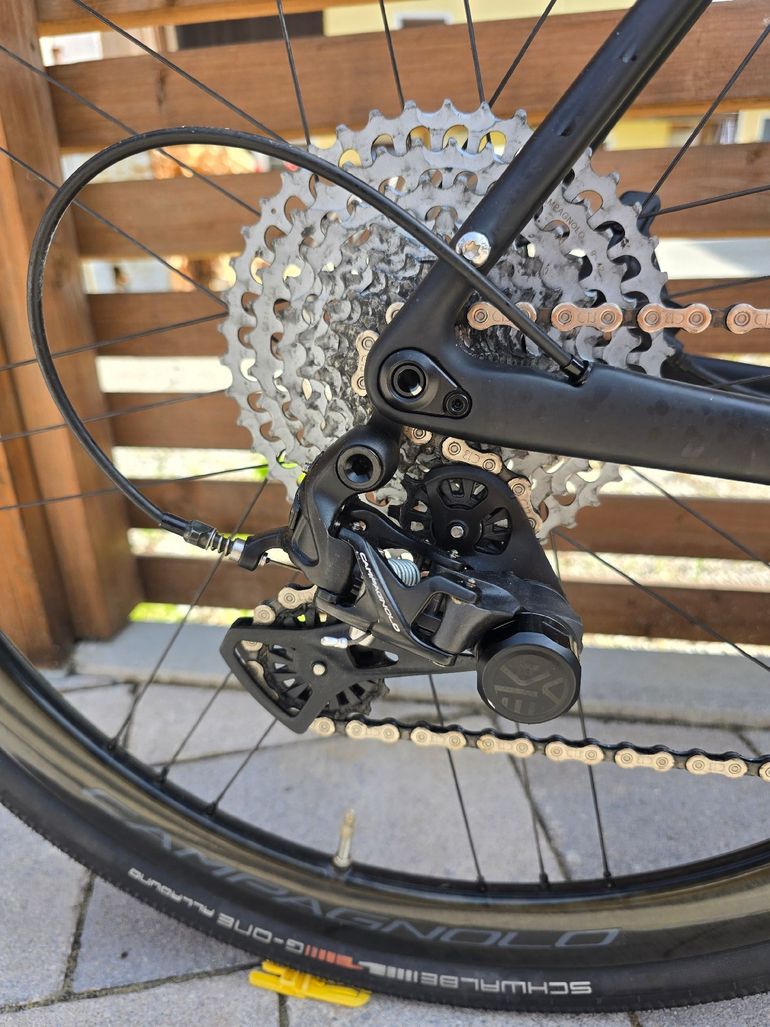 Used Parapera Anemos Carbon Gravelbike Campagnolo Ekar Shamal (UVP ca. 5.150,- €) Parapera Anemos Carbon Gravelbike Campagnolo Ekar Shamal (UVP ca. 5.150,- €) Custom Campagnolo Ekar 2024 Road & Gravel, Black — image 18 of 20