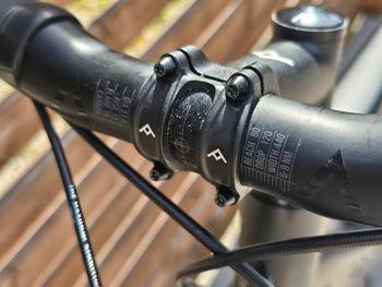 Used Parapera Anemos Carbon Gravelbike Campagnolo Ekar Shamal (UVP ca. 5.150,- €) Parapera Anemos Carbon Gravelbike Campagnolo Ekar Shamal (UVP ca. 5.150,- €) Custom Campagnolo Ekar 2024 Road & Gravel, Black — image 15 of 20