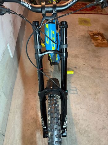Used GT GT Fury Pro 2018 Mountainbike, Blue — image 3 of 6