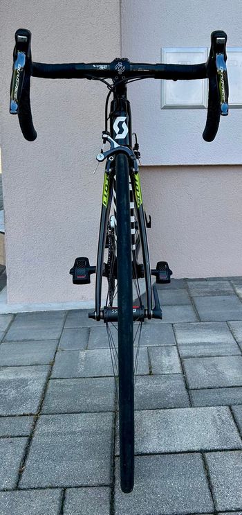 Used Scott Addict Team Issue Di2 6,3kg POWERMETER 4iiii 2015 Road & Gravel, Black — image 4 of 6