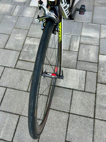 Used Scott Addict Team Issue Di2 6,3kg POWERMETER 4iiii 2015 Road & Gravel, Black — image 5 of 6