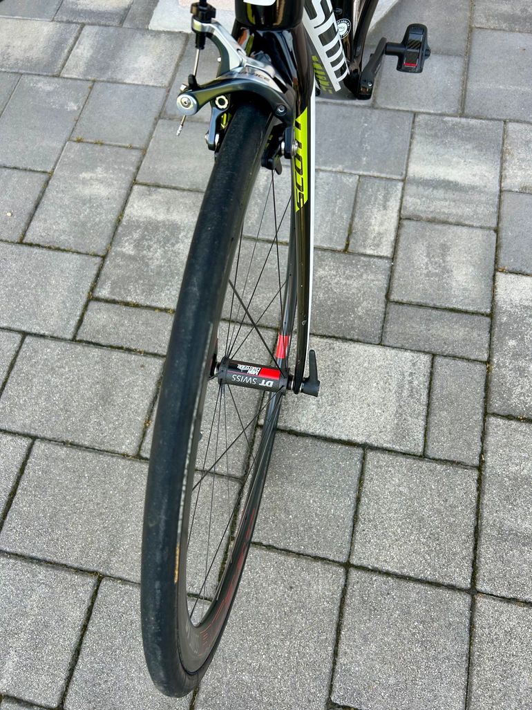 Used Scott Addict Team Issue Di2 6,3kg POWERMETER 4iiii 2015 Road & Gravel, Black — image 5 of 6