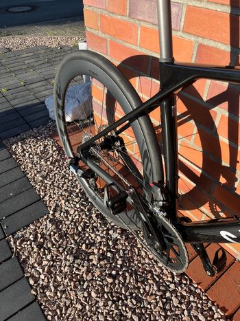 Used Canyon Endurace CF 7 AXS 2025 2025 Road & Gravel, Black — image 5 of 9