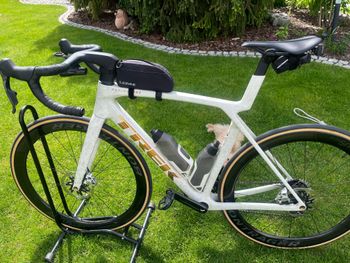 Used Trek Madone SLR 9 AXS Gen 8 2025 2025 Road & Gravel