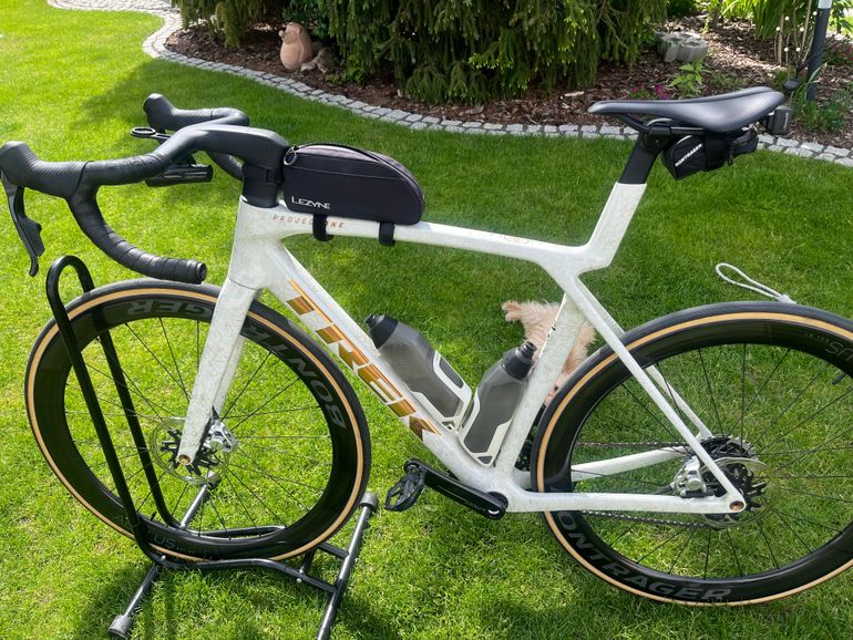 Used Trek Madone SLR 9 AXS Gen 8 2025 2025 Road & Gravel, White — image 1 of 13