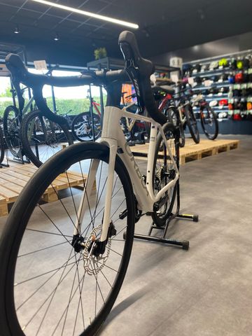 Used Orbea ORCA M30 2026 2026 Road & Gravel, White — image 2 of 5
