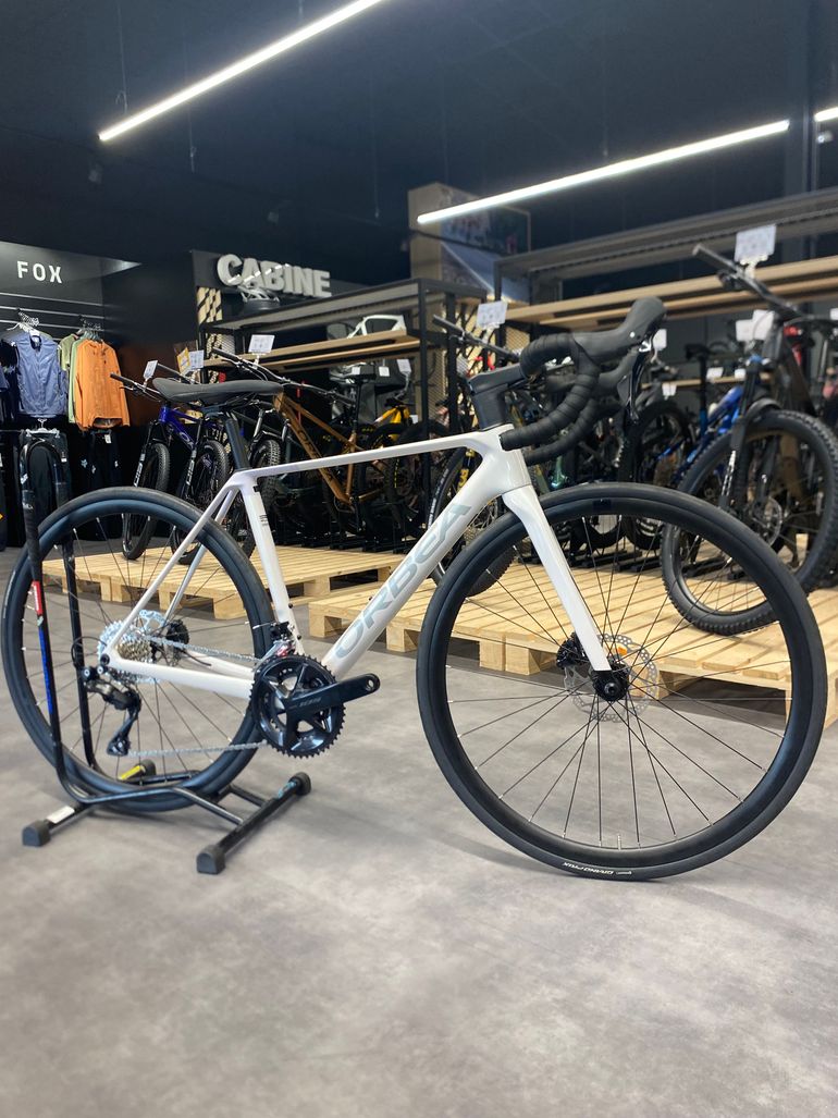 Used Orbea ORCA M30 2026 2026 Road & Gravel, Weiß — image 1 of 5