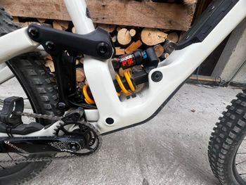 Used Specialized Enduro Comp 2021 2021 Mountainbike, White, 29 — image 4 of 8