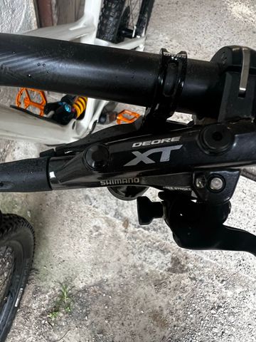 Used Specialized Enduro Comp 2021 2021 Mountainbike, White, 29 — image 7 of 8