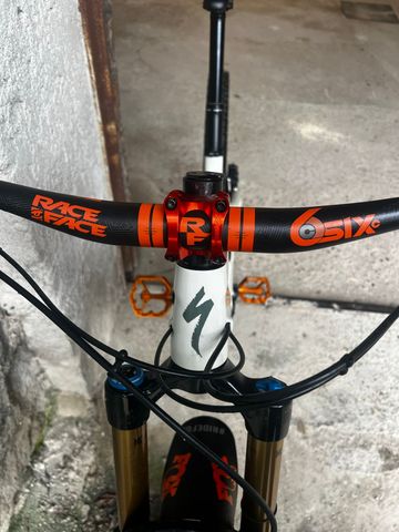 Used Specialized Enduro Comp 2021 2021 Mountainbike, White, 29 — image 6 of 8