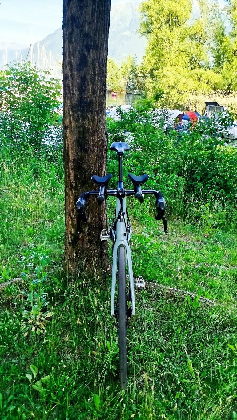 Used CUBE ATTAIN PRO 2022 2022 Road & Gravel, Blue — image 2 of 3