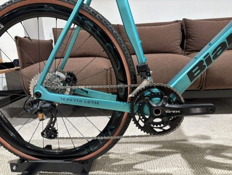 Used Bianchi Impulso RC GRX 825 DI2 2025 2025 Road & Gravel, Green — image 4 of 16