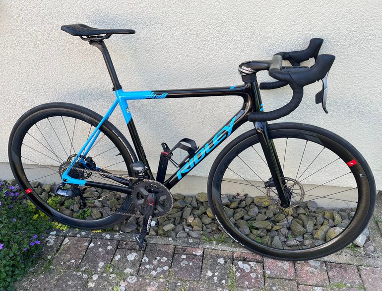 Used Ridley Helium Disc - Sram Rival AXS 2x12sp 2023 2023 Road & Gravel, Azul — image 1 of 5