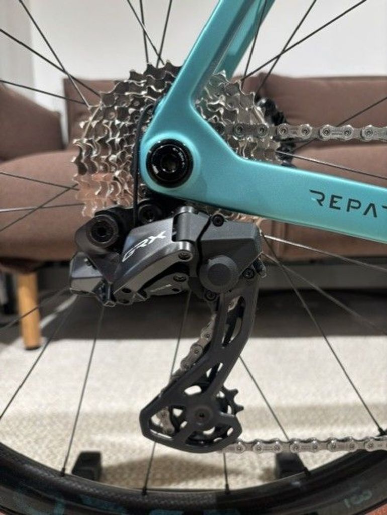 Used Bianchi Impulso RC GRX 825 DI2 2025 2025 Road & Gravel, Green — image 6 of 16