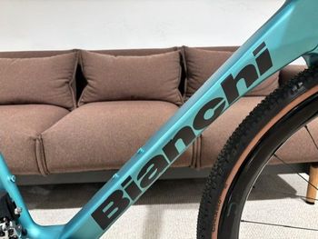 Used Bianchi Impulso RC GRX 825 DI2 2025 2025 Road & Gravel, Green — image 7 of 16