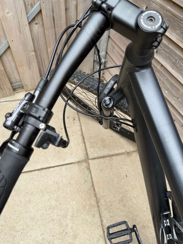 Used CUBE REACTION PRO 2023 2023 Mountainbike, Black, 27.5 — image 11 of 16