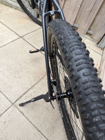 Used CUBE REACTION PRO 2023 2023 Mountainbike, Black, 27.5 — image 2 of 16