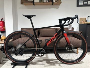 BMC Kaius 01 FOUR 2026 2026 Road & Gravel d'occasion — image 2 sur 14