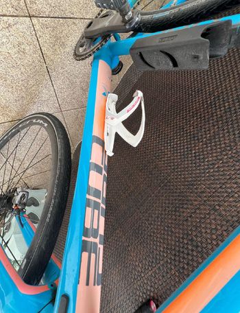 Used CUBE CROSS RACE SLT 2017 2017 Road & Gravel, Blue — image 8 of 9