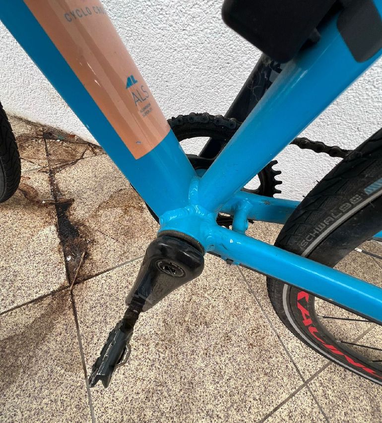 Used CUBE CROSS RACE SLT 2017 2017 Road & Gravel, Blue — image 5 of 9