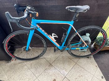 Used CUBE CROSS RACE SLT 2017 2017 Road & Gravel, Blue — image 2 of 9
