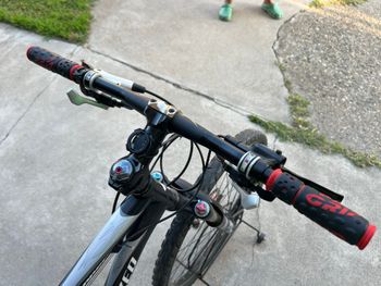 Used Specialized Stumpjumper Comp 2009 2009 Mountainbike, Black, 26 — image 5 of 7