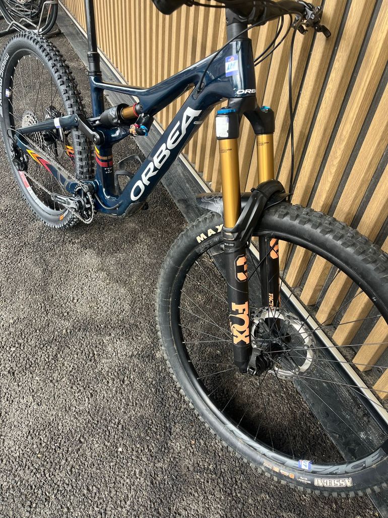 Used Orbea Rallon Shimano Deore XT 2024 Mountainbike, Blau — image 4 of 7