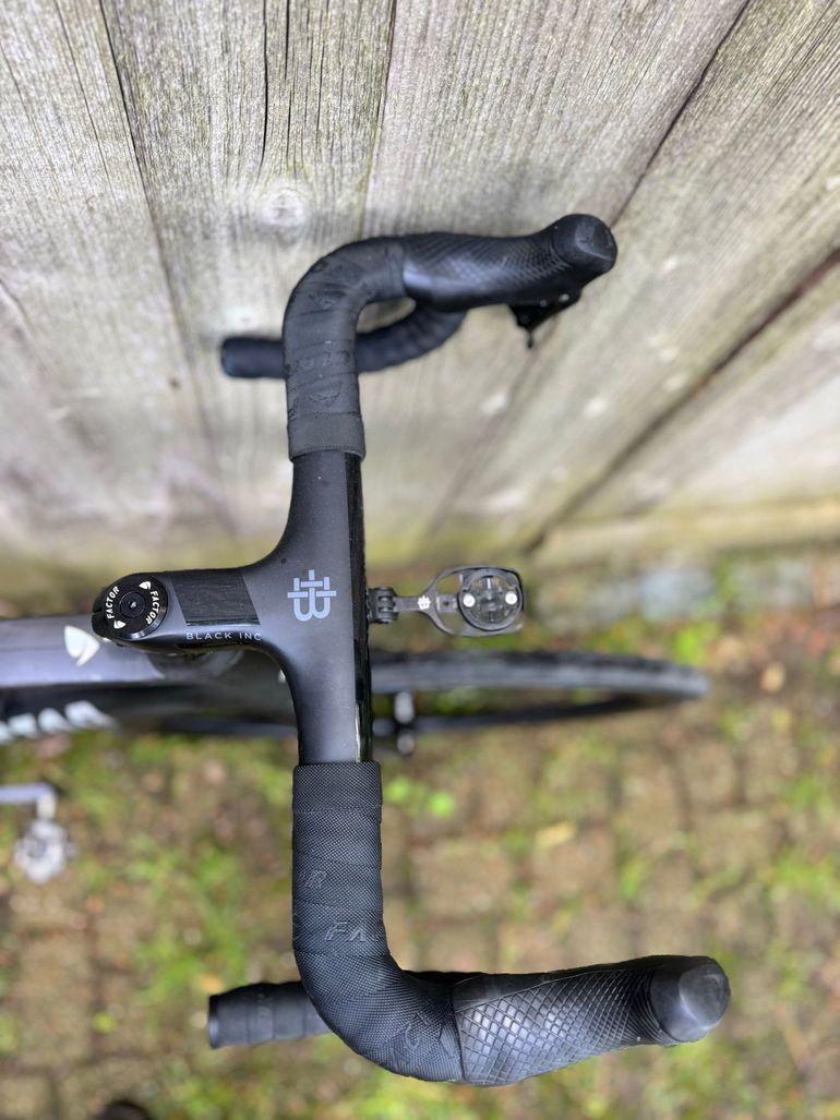 Used Factor O2 Shimano Ultegra Di2 2025 Road & Gravel — image 7 of 8