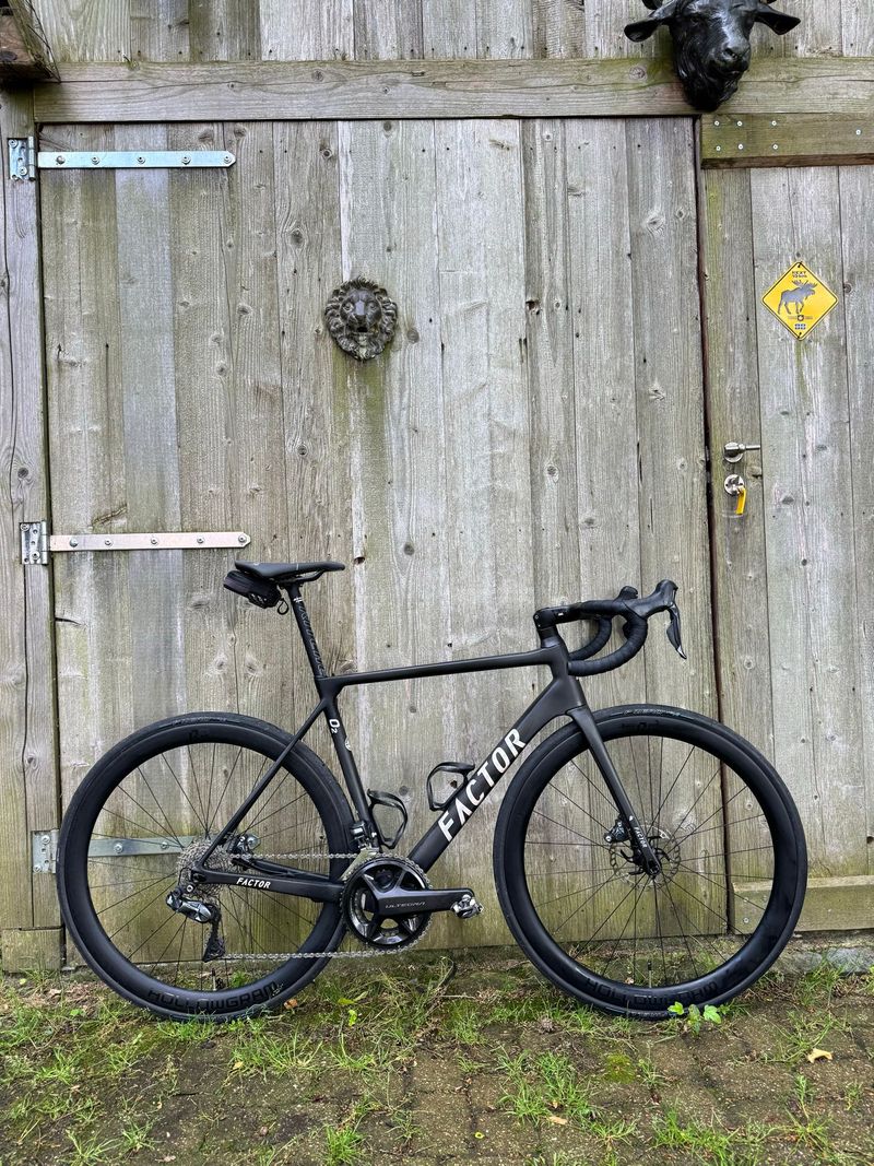 Używany Factor O2 Shimano Ultegra Di2 2025 Road & Gravel