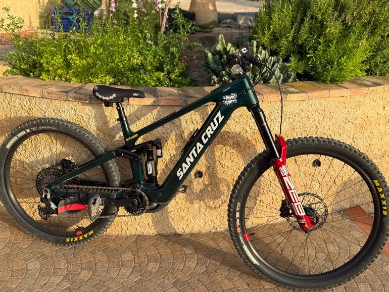 Used Santa Cruz Vala 90 2026 2026 Mountainbike, Green, 29, 27.5 — image 1 of 3