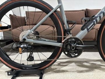 BMC Kaius 01 THREE 2026 2026 Road & Gravel de segunda mano, Gris claro — imagen 8 de 12
