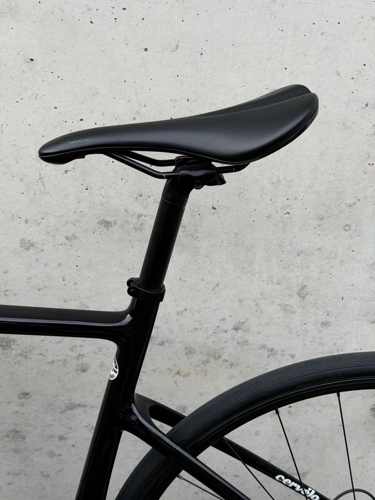 Used Cervélo Caledonia 105 2023 2023 Road & Gravel, Black — image 2 of 12
